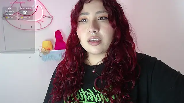 littlee red online show from 12/01/25, 08:47