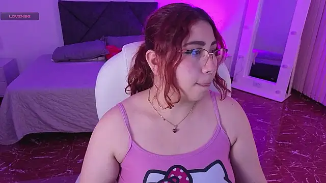 littlee red online show from 02/24/26, 07:34