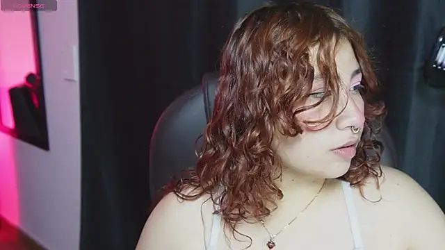 littlee red online show from 04/17/26, 08:45