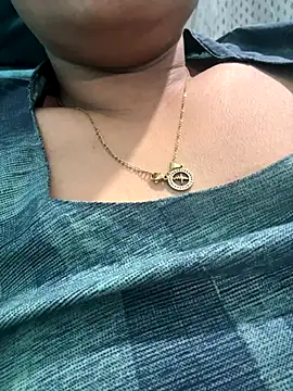 heenashai online show from 11/16/25, 09:59