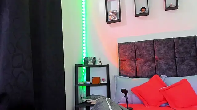 Theo Noxxx online show from 10/27/25, 06:45