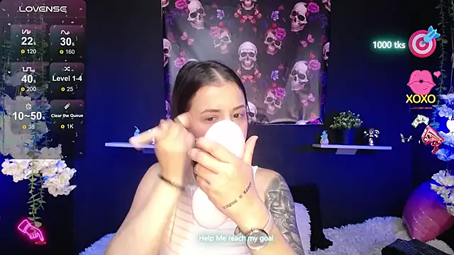 Snapshot of Emma_sweet_hot chatting on 02/10/26, 04:33 Emma sweet hot online show from 02/10/26, 04:33