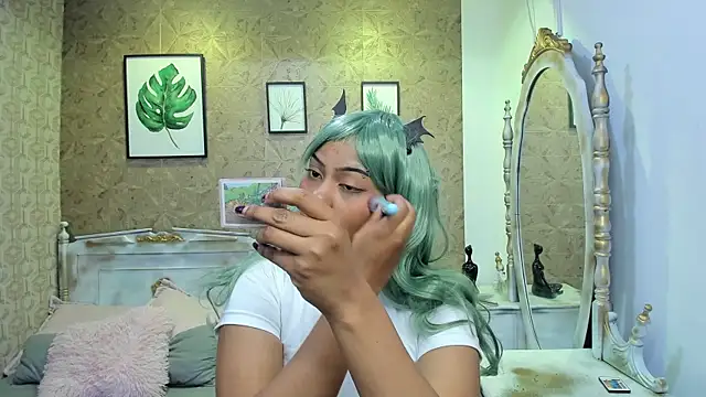 Sofia clk online show from 11/13/25, 04:22