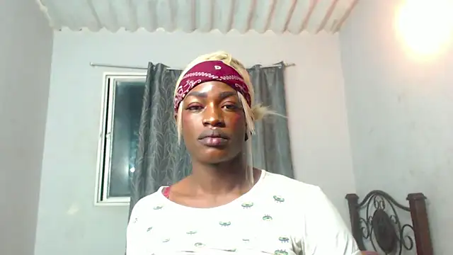 TheXEbonyxxx online show from 12/17/25, 04:29