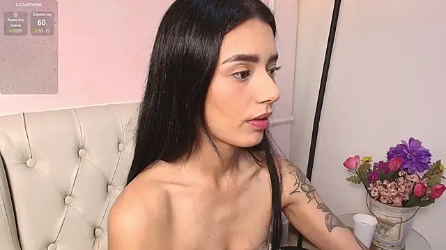 Scarlett Keller online show from 12/05/25, 05:20