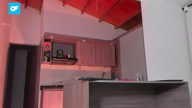 valeriahornier online show from 11/29/25, 03:53