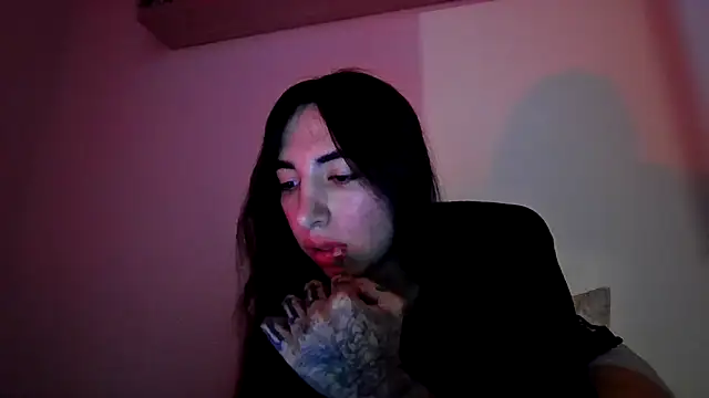 valeriahornier online show from 05/22/26, 01:35
