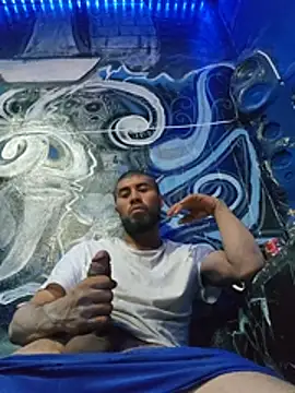 Snapshot of vergueo3 chatting on 02/17/26, 12:18 vergueo3 online show from 02/17/26, 12:18