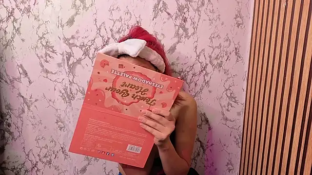 Snapshot of sweetcherryyy_ chatting on 12/01/25, 03:55 sweetcherryyy online show from 12/01/25, 03:55