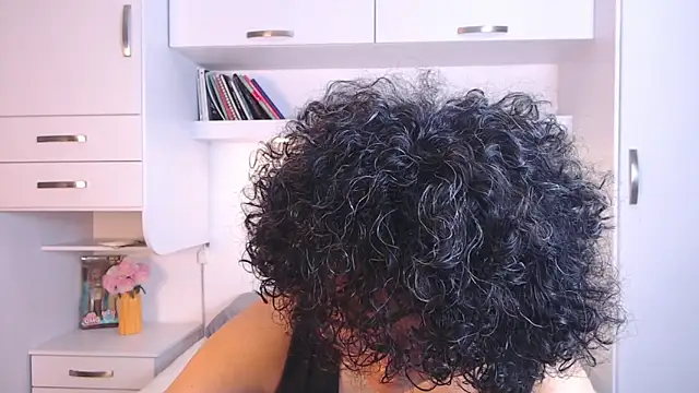 Snapshot of MartiRuis10 chatting on 11/30/25, 09:08 MartiRuis10 online show from 11/30/25, 09:08