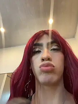 Snapshot of Agattha22 chatting on 11/17/25, 03:23 Agattha22 online show from 11/17/25, 03:23