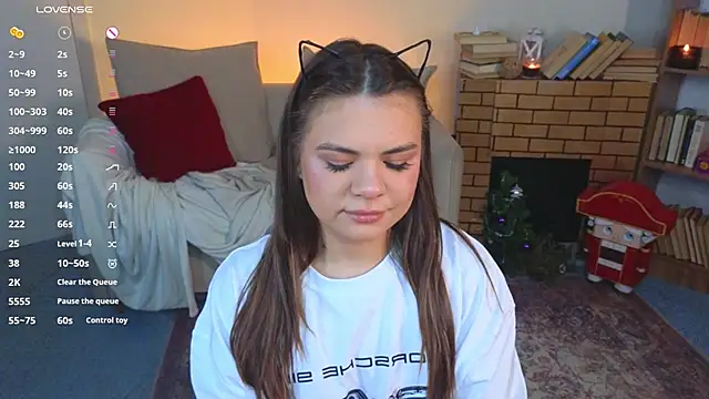 Miss Delia online show from 12/22/25, 02:41