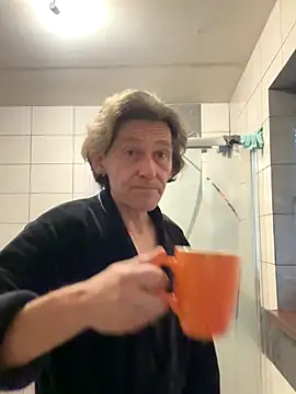 kon77777 online show from 10/25/25, 05:26