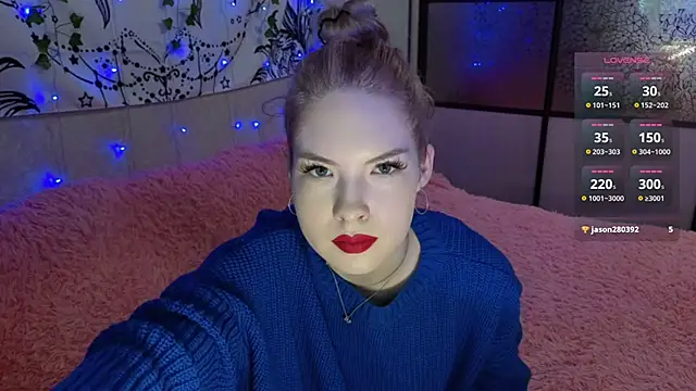 Snapshot of VETT_KITTY chatting on 12/03/25, 07:05 VETT KITTY online show from 12/03/25, 07:05