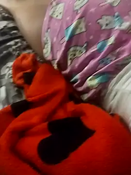 Casal em chamas online show from 10/24/25, 04:09