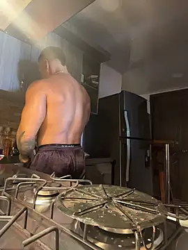 FreszX online show from 02/12/26, 04:13