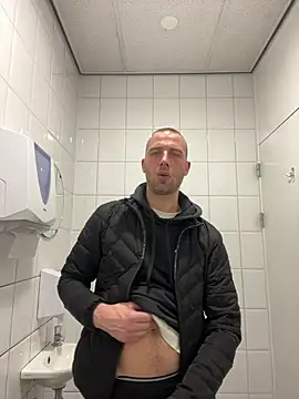 Rotteei1 online show from 03/27/26, 01:44