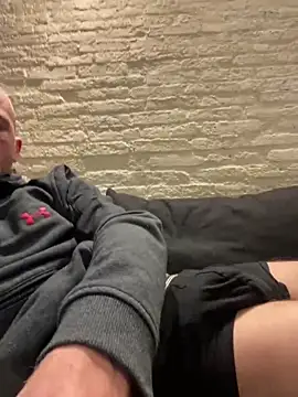 Rotteei1 online show from 04/06/26, 07:37