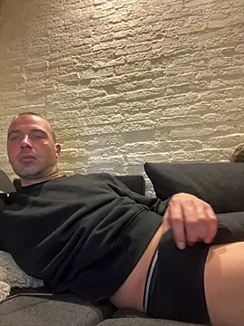Rotteei1 online show from 06/11/26, 04:10