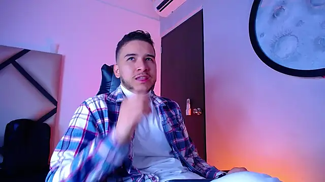 mike 257 online show from 12/04/25, 11:41