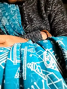 Hot cauple indian online show from 03/22/26, 02:26