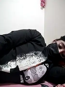 Hot Angle online show from 11/26/25, 04:19