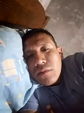 Snapshot of Juan199134 chatting on 03/02/26, 04:03 Juan199134 online show from 03/02/26, 04:03