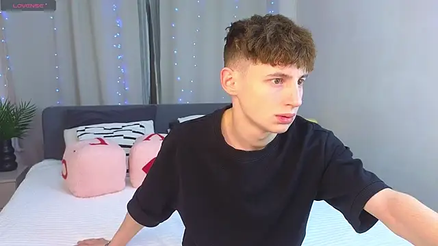 crisp1n online show from 11/27/25, 02:52