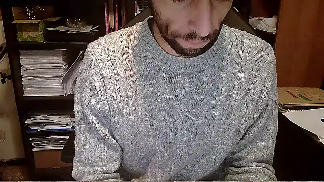 Snapshot of topg84 chatting on 10/20/25, 06:36 topg84 online show from 10/20/25, 06:36