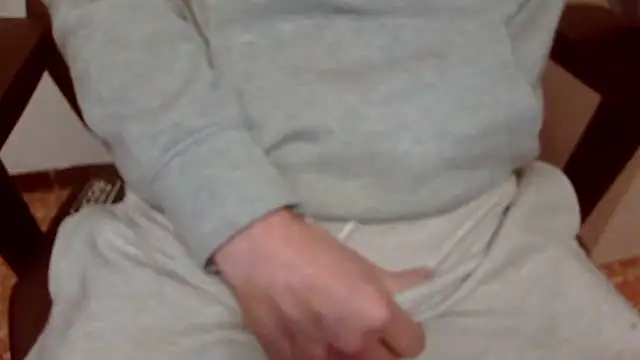 Snapshot of topg84 chatting on 02/28/26, 05:25 topg84 online show from 02/28/26, 05:25