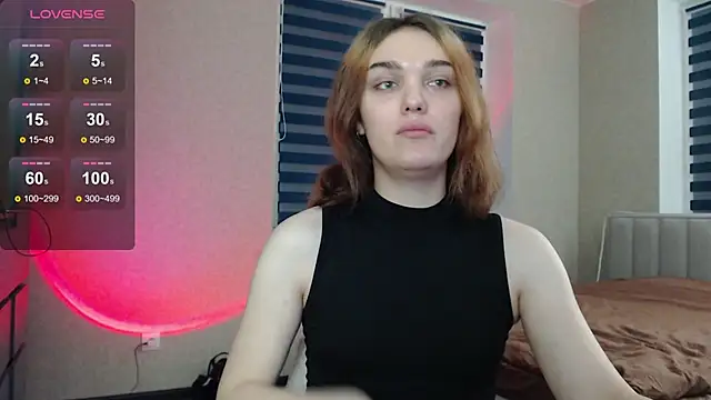 EmiliaRhodes online show from 11/07/25, 08:53