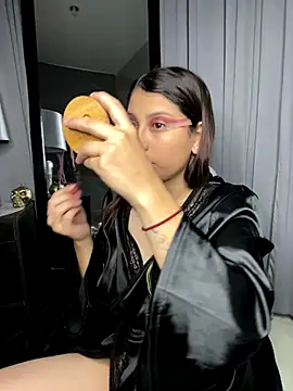 Sammy Sweet01 online show from 10/31/25, 12:17