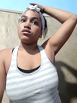 NahomiWalker  online show from 11/07/25, 12:32