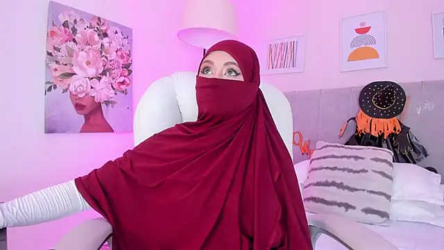 fatiima  online show from 10/29/25, 07:26