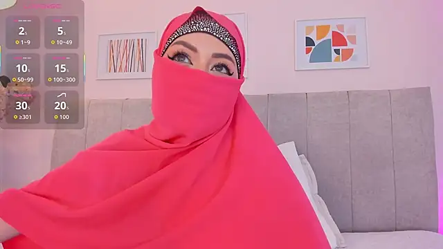 fatiima  online show from 01/31/26, 07:23