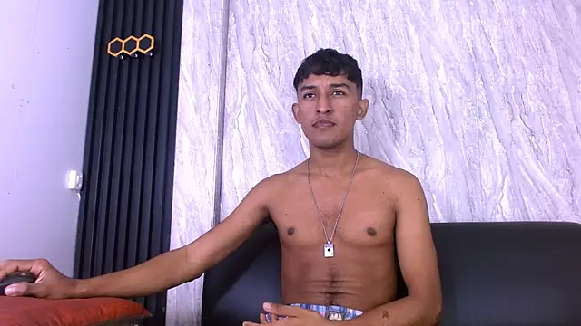 Natzuki 1 online show from 02/04/26, 11:42