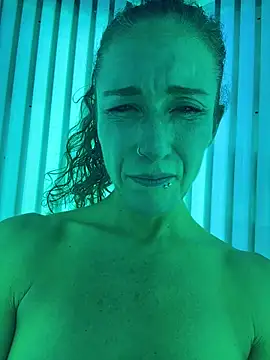 Snapshot of PetitemarieeThaReal chatting on 10/30/25, 09:59 PetitemarieeThaReal online show from 10/30/25, 09:59