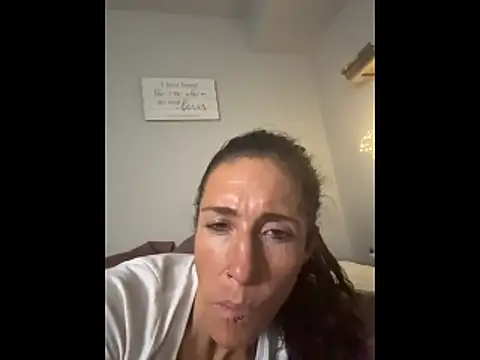 Snapshot of PetitemarieeThaReal chatting on 11/29/25, 12:52 PetitemarieeThaReal online show from 11/29/25, 12:52