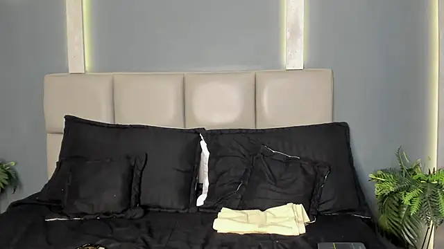 ArohomLester online show from 12/01/25, 11:15