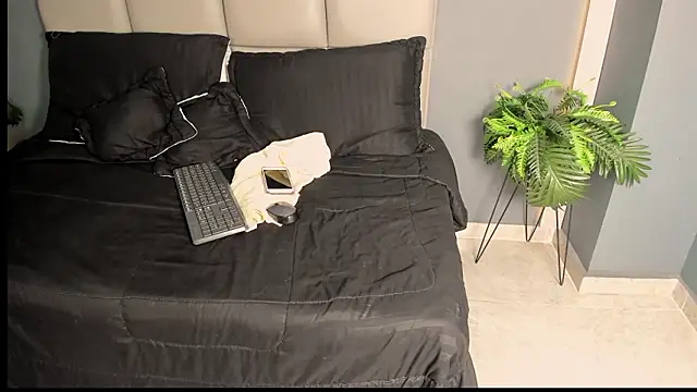 ArohomLester online show from 01/14/26, 11:27