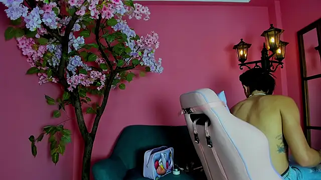 ArohomLester online show from 02/28/26, 06:53