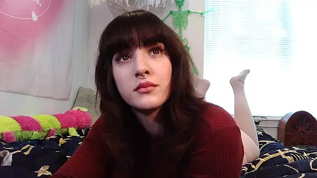 Trickylucy555 online show from 02/02/26, 07:56