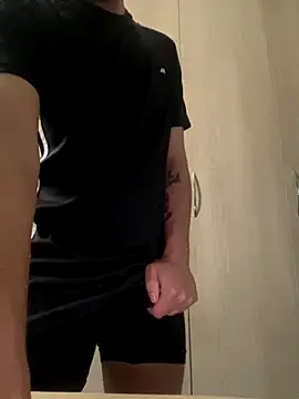 Snapshot of Novinhozlsfd chatting on 11/09/25, 04:49 Novinhozlsfd online show from 11/09/25, 04:49