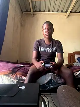 maloya267 online show from 10/26/25, 12:11