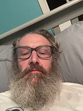EazyRyder1976 online show from 10/19/25, 03:18