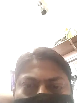 Snapshot of Raj_294000 chatting on 10/19/25, 07:36 Raj 294000 online show from 10/19/25, 07:36