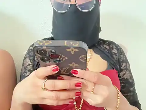 Snapshot of manesa1 chatting on 01/14/26, 11:49 manesa1 online show from 01/14/26, 11:49