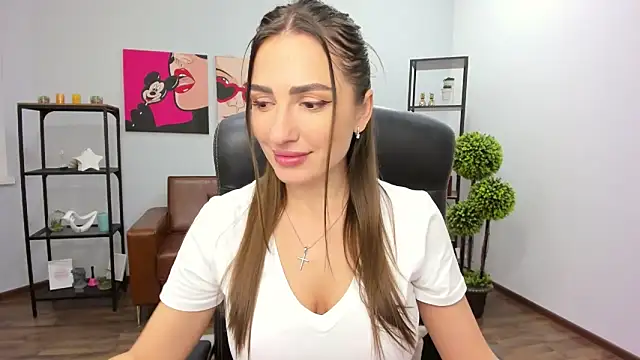 Snapshot of LaraSmelal chatting on 11/04/25, 05:39 LaraSmelal online show from 11/04/25, 05:39