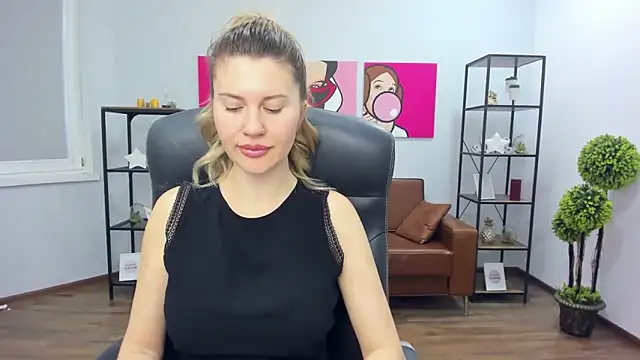 Snapshot of AryaAltkerer chatting on 02/03/26, 12:21 AryaAltkerer online show from 02/03/26, 12:21