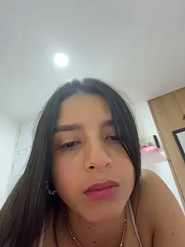 Snapshot of violeta365 chatting on 12/04/25, 01:26 violeta365 online show from 12/04/25, 01:26